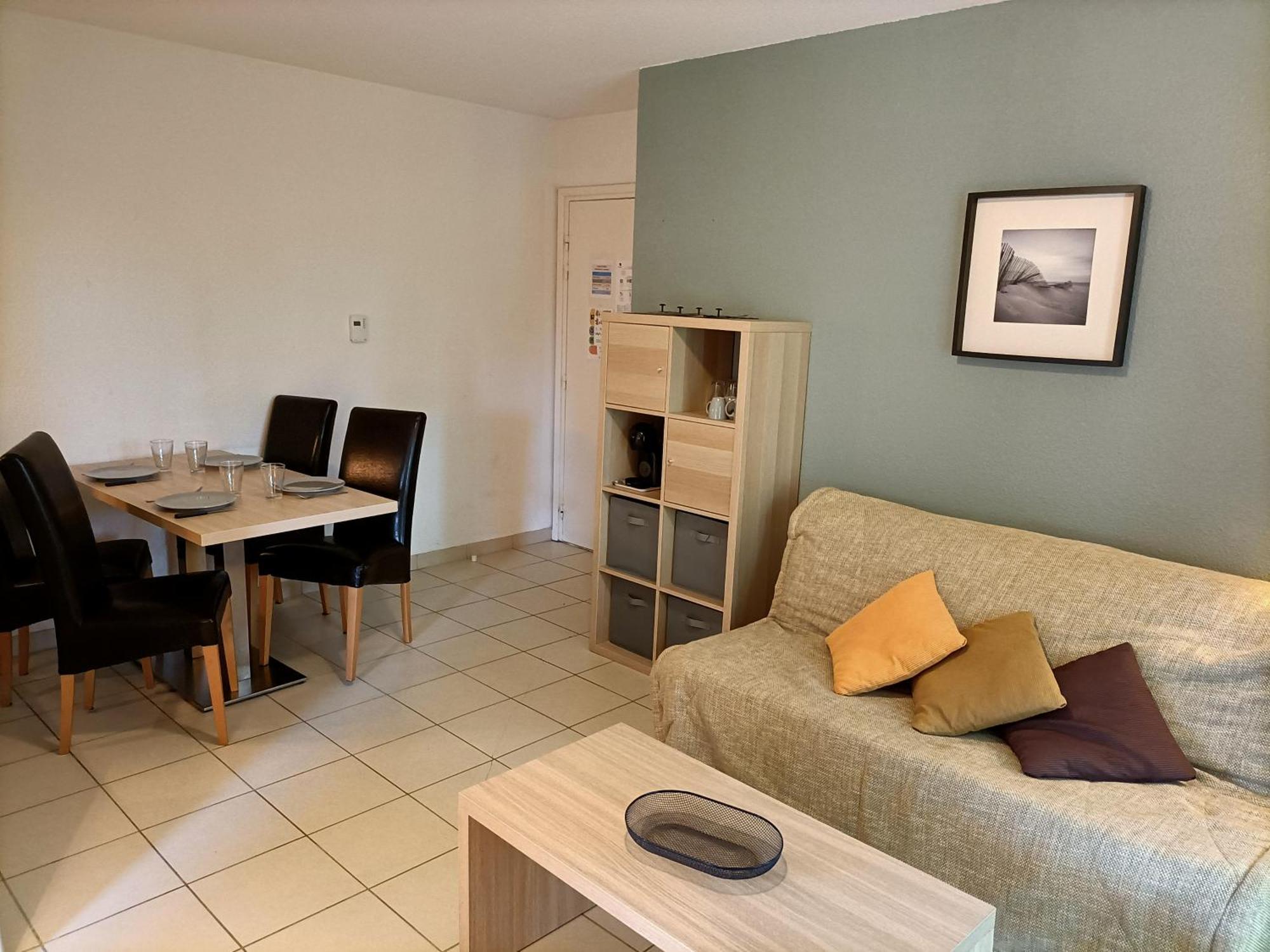 Appartement Résidence De La Source By Euclenima Salies-de-Béarn